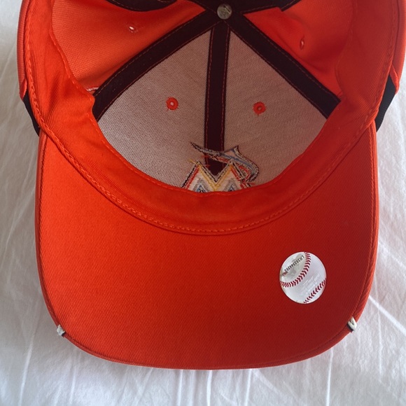 Authentic Miami Marlins baseball cap. Orange color,adjustable. Great condition. - Picture 2 of 7
